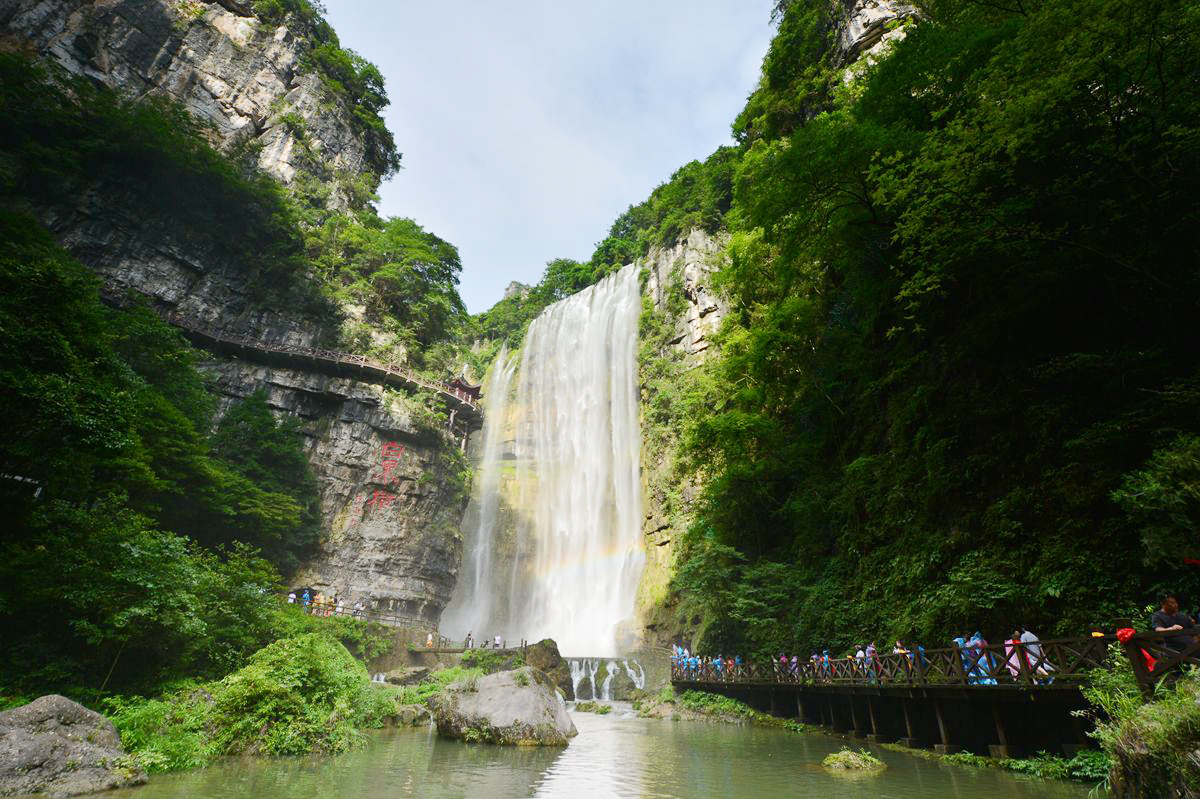湖北第一、全國第四的三峽大瀑布